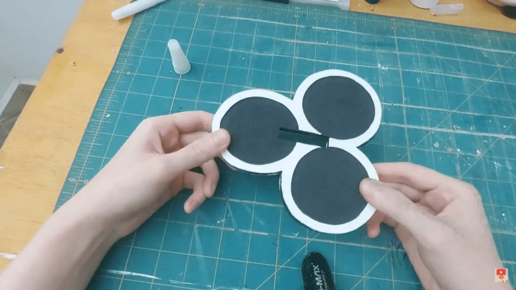 como fazer as katanas do zoro de one piece