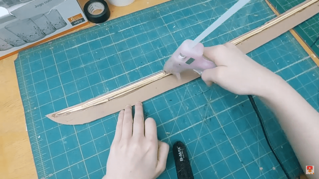 como fazer as katanas do zoro de one piece
