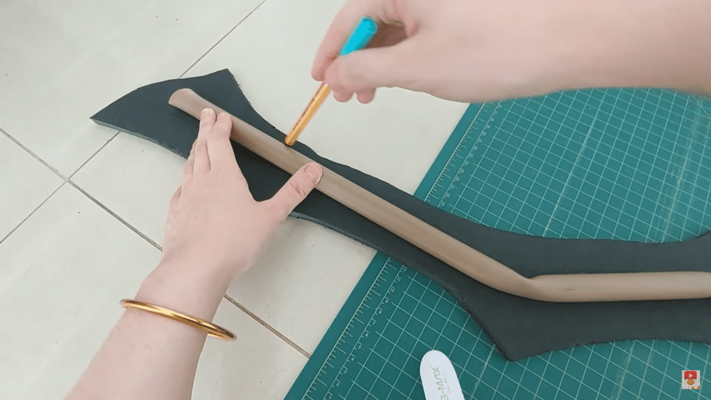 frieren cosplay tutorial